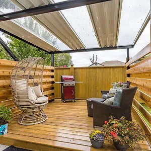 Near Downtown East@ Joyce Skytrain Villa Vancouver