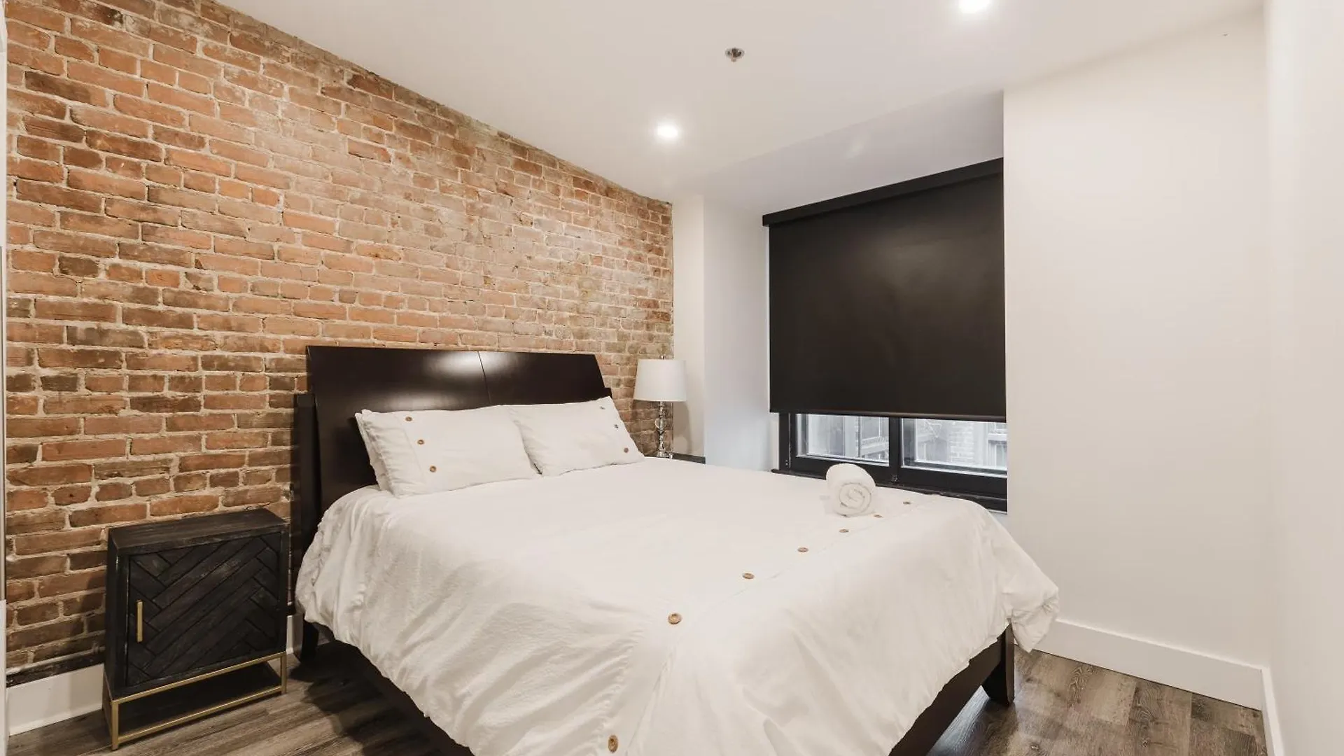 Elegant 3 Bedroom Apartment In Old Port - 302 مونتريال