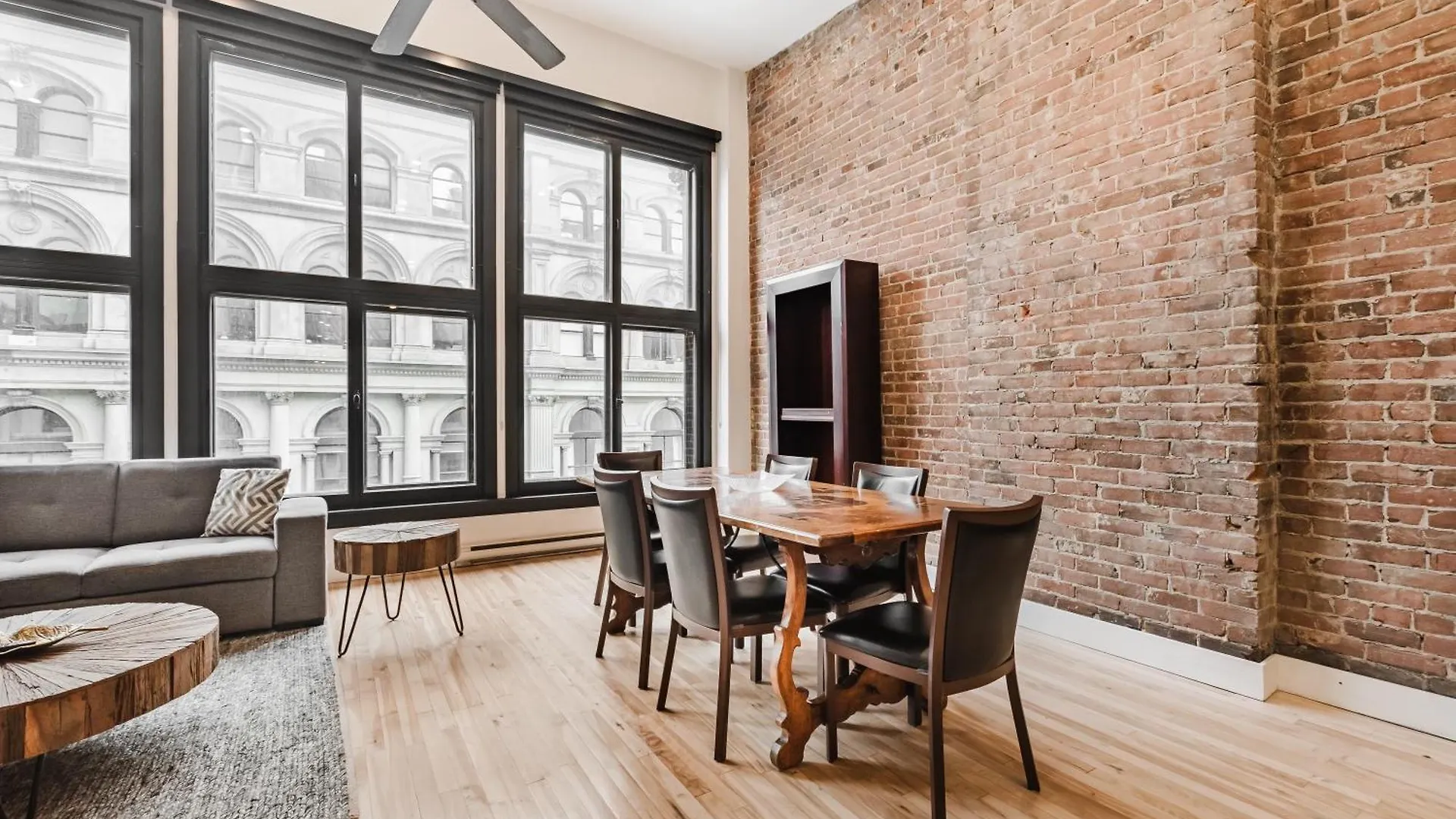 Elegant 3 Bedroom Apartment In Old Port - 302 Montreal 0*,  Canada